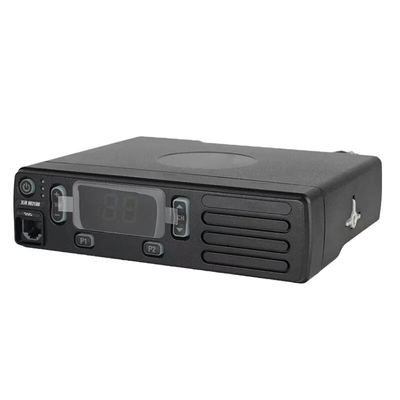 CM200D walkie-talkie 25W/45W radio VHF UHF radio montée sur un véhicule