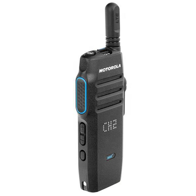 Motorola TLK 100 Radio bidirectionnelle 18 heures de vie de la batterie Motorola Radio bidirectionnelle avec une forte fonction de pénétration et une langue d'exploitation anglaise