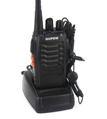 Baofeng BF-888S Plus UHF Walkie Talkie avec une portée de 3 à 5 km