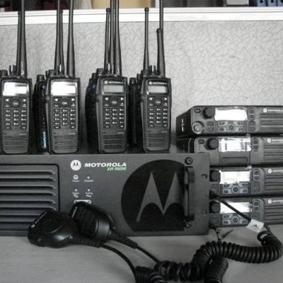 Motorola DR3000 25W DMR Digital Wireless Repeater with IPX6 Water Resistance and 0-50km Range Two Way Radio